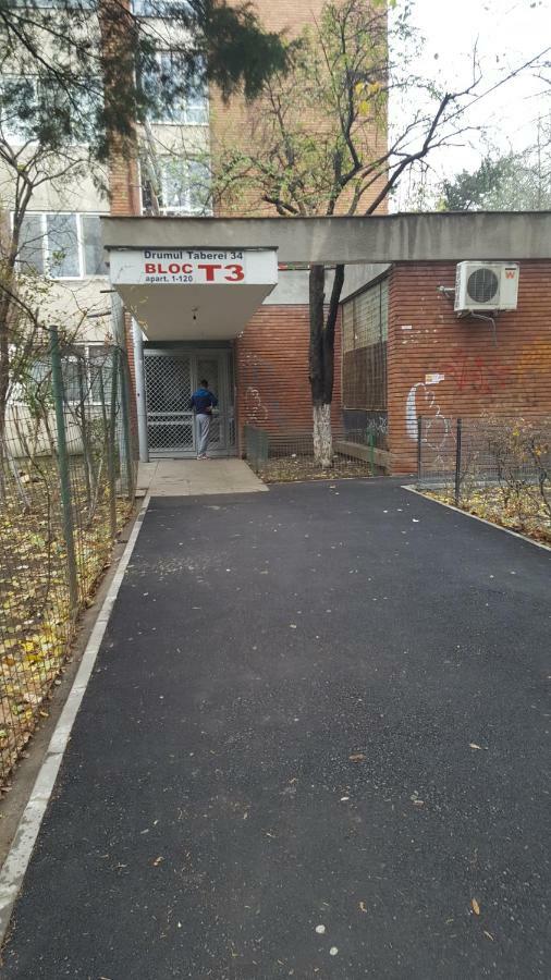 Garsoniera Lägenhet Bukarest Exteriör bild